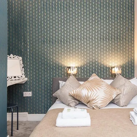 Ground Floor Nunnery Bright, Beautiful Flat With Garden In - Pass The Keys Appartement *