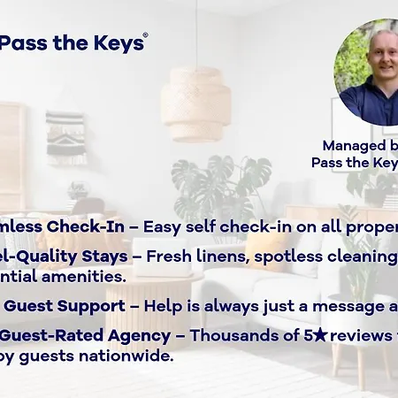 Apartment Ground Floor Nunnery Bright, Beautiful Flat With Garden In - Pass The Keys