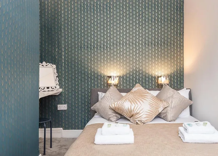 Ground Floor Nunnery Bright, Beautiful Flat With Garden In - Pass The Keys Appartement *