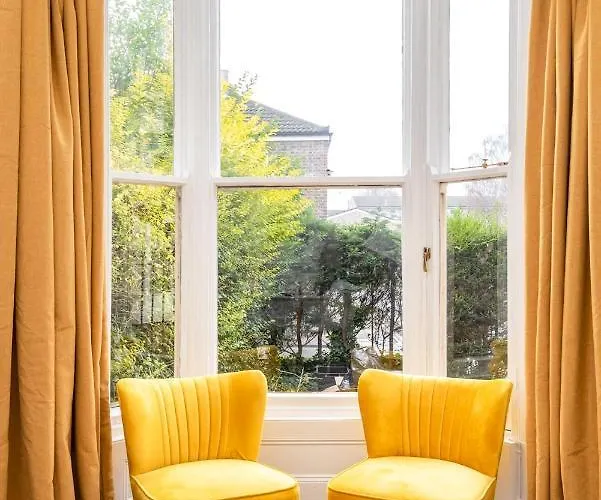 Ground Floor Nunnery Bright, Beautiful Flat With Garden In - Pass The Keys Appartement *