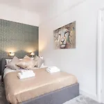 Ground Floor Nunnery Bright, Beautiful Flat With Garden In - Pass The Keys Apartamento