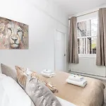 Ground Floor Nunnery Bright, Beautiful Flat With Garden In - Pass The Keys Apartamento